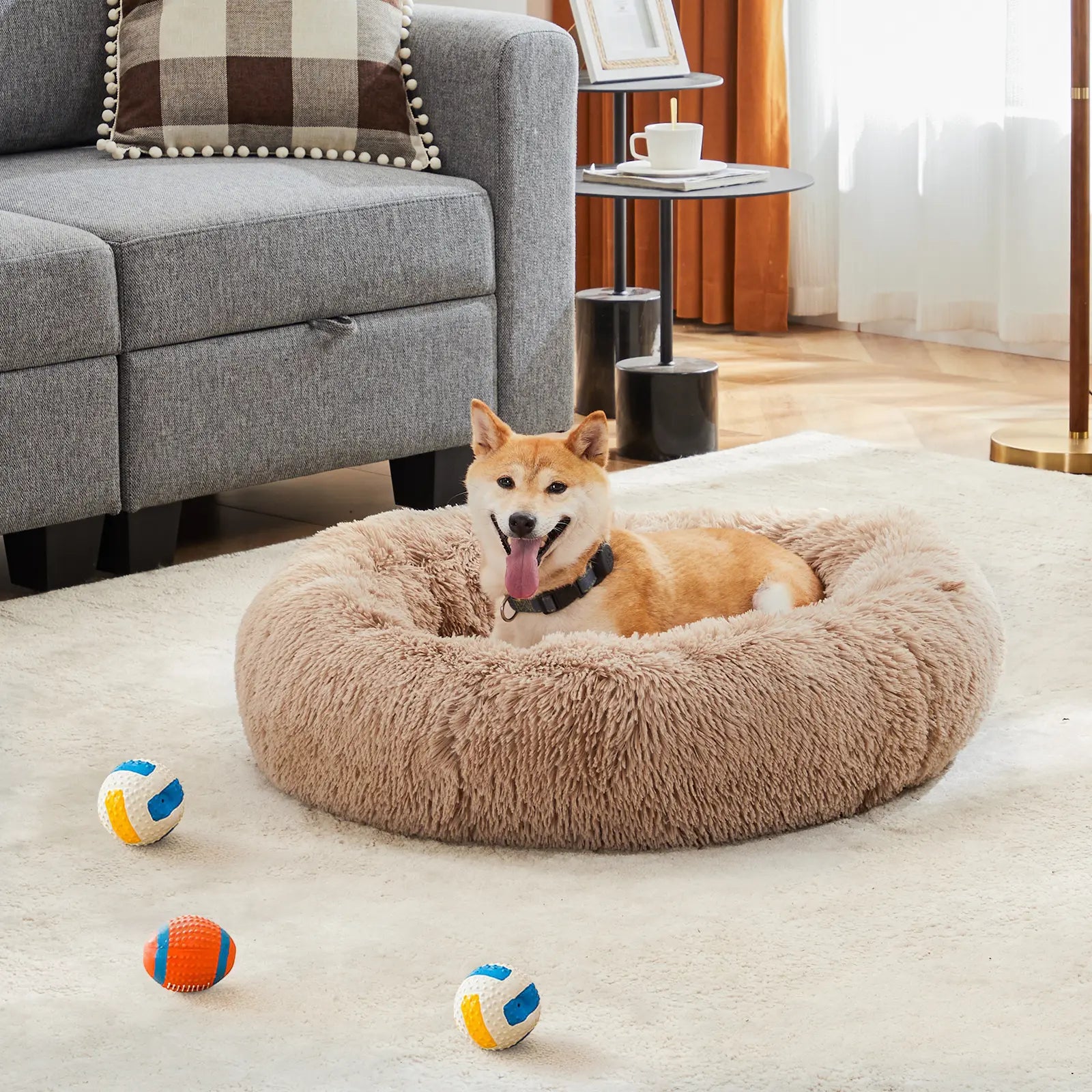 Sweetcrispy Premium Soothing Donut Pet Bed for Cats and Dogs | Machine-Washable Cozy Nest | Plush Waterproof Faux Fur | Non-Slip Base for Small Breeds